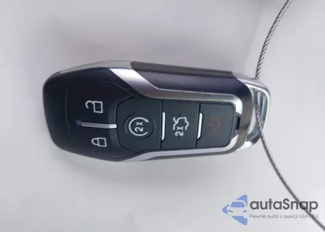 2013 Ford Fusion Hybrid Titanium from USA, damaged, VIN 3FA6P0RU3DR360693